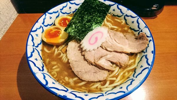 「得中華そば(中盛)」@麺恋処 いそじの写真