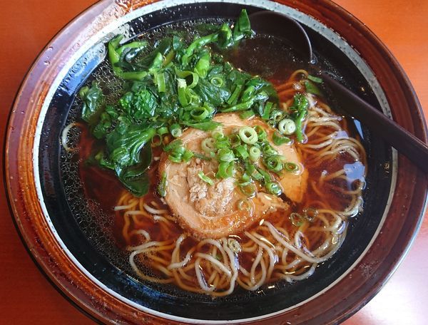 「醤油ラーメン」@ごま亭ラーメン インターナショナルマーケットプレイス店の写真