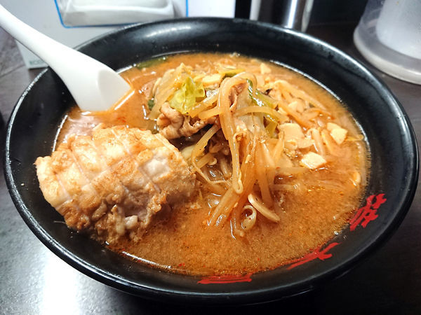 「味噌野菜麺+チャーシュー」@元祖旨辛系タンメン 荒木屋の写真