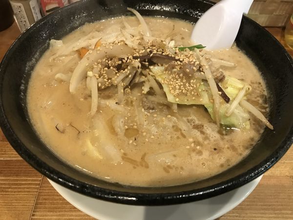 「みそラーメン」@自家製極太麺 みそ家の写真