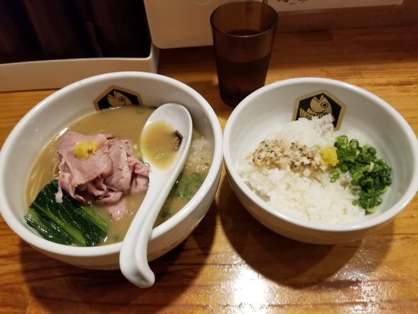 「濃厚真鯛ラーメン雑炊セット」@真鯛らーめん 麺魚の写真