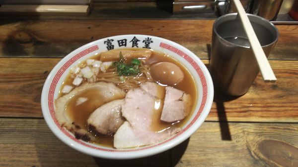 「特製煮干しそば」@松戸中華そば 富田食堂の写真
