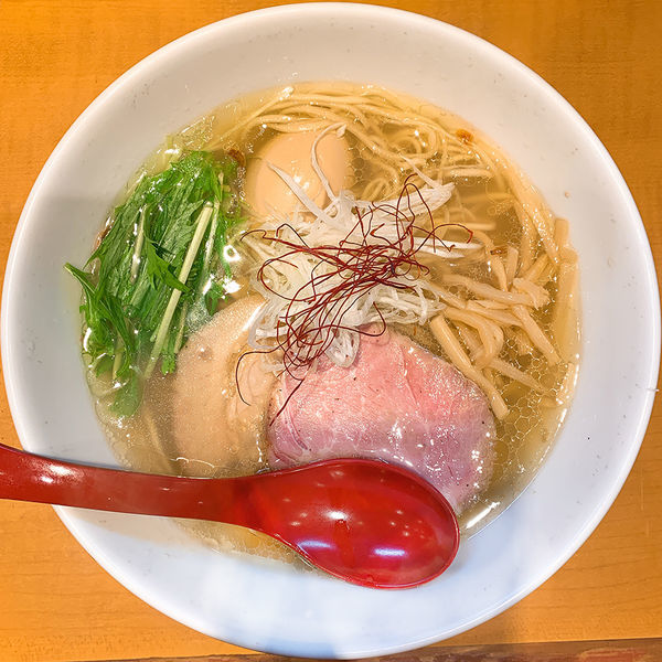 「香彩鶏だし特製塩ラーメン」@麺屋 翔 品川店の写真