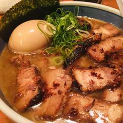 肉そば 大盛り煮卵トッピング