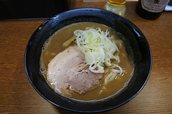 「濃厚らーめん￥８００」@らーめん にい村の写真