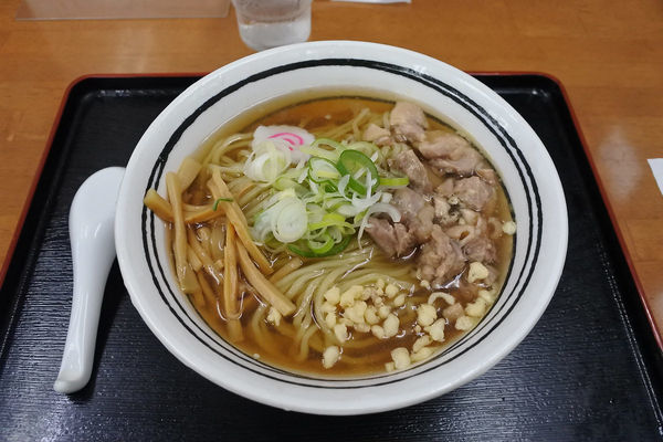 「【季節限定】冷たい鳥中華そば￥８００」@まるしん 麺匠 きくのやの写真
