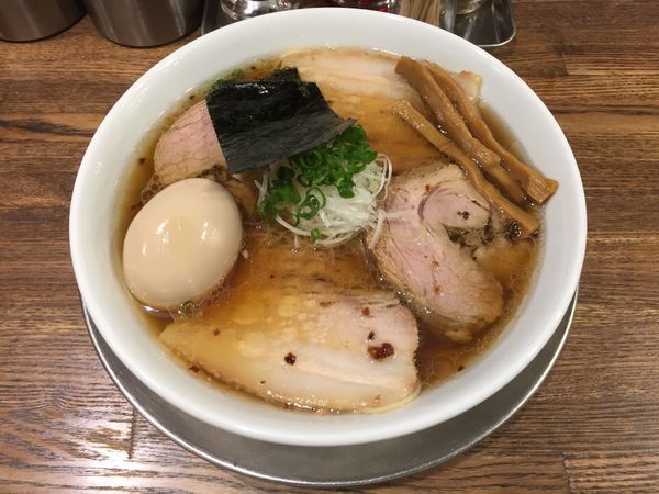 「味玉醤油の旨味ソバ ＋チャーシュー」@Tomboの写真