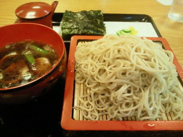 「Aランチ（鴨せいろとおにぎり）700円、そば大盛 100円」@マルイチ 神田軒の写真