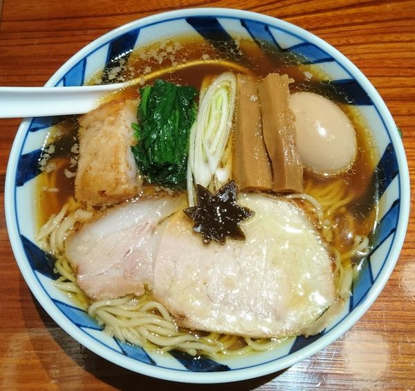 「特製中華そば」@食煅 もみじの写真