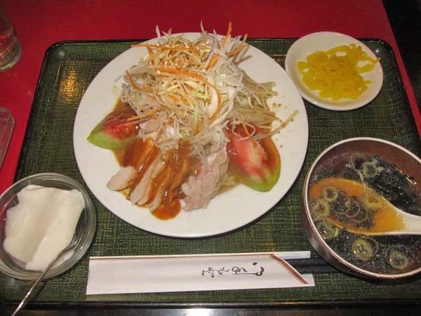 「バンバンジー冷麺　700円（ランチ）」@花彫酒家の写真