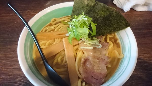 「らぁめん 中盛り ￥850」@自家製麺 麺屋 利八の写真