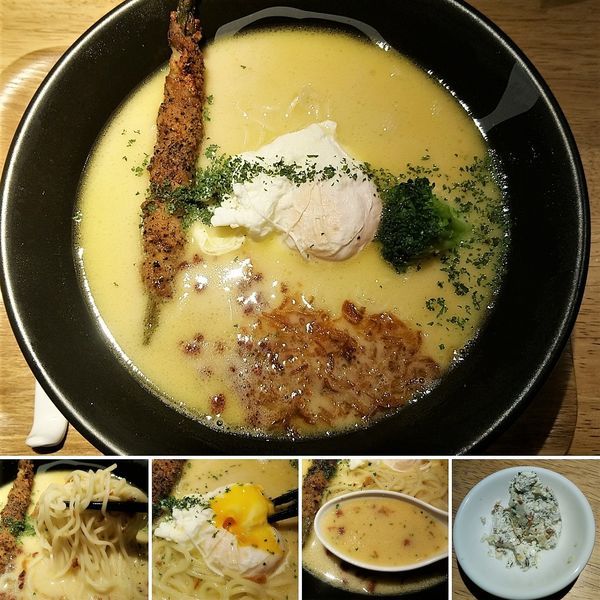 「白(鶏白湯)＋ガーリックバター＝970円」@麺巧 潮 上野製麺所の写真