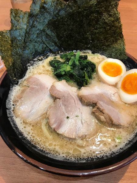 「なぶらスペシャル」@横浜家系ラーメン なぶら家の写真