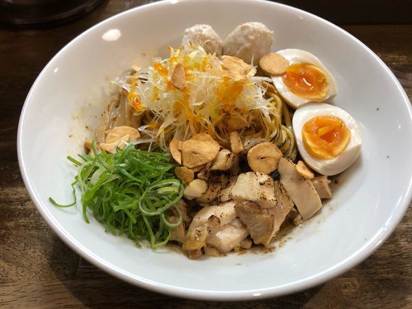 「紅油そば」@らーめん チキントの写真