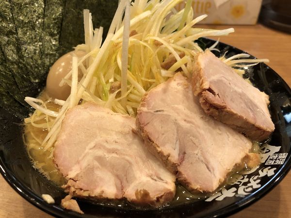 「ネギチャーシュー＋味玉＋のり」@町田商店 本店の写真