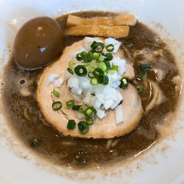 「煮干しそば ¥780＋味玉 ¥100」@らーめんキッチン いいづかの写真