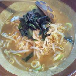 みそラーメン400円＋半餃子100円