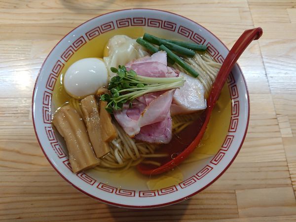 「(松)特級中華そば(大盛)1050円」@自家製麺 くろ松の写真
