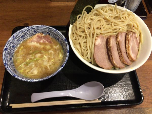 「チャーシューつけめん特盛 1280円」@舎鈴 池袋南口店の写真