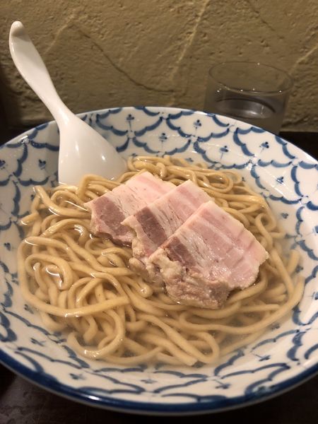 「【ゲリラ限定】糸島塩ラーメン900円＋味玉」@づゅる麺 池田の写真