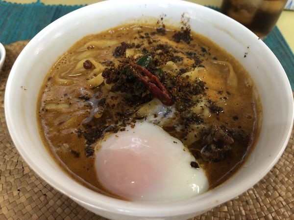 「黒カラシビ麺（大盛）＆ご飯」@龍門瀑の写真