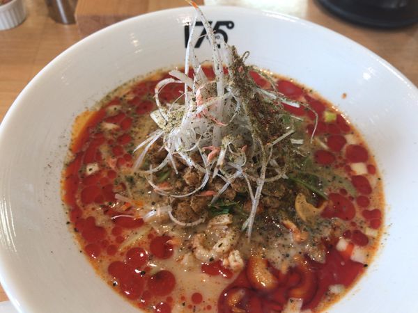 「DENO担々麺」冷やし汁あり担々麺・すごい痺れ1000円+ク」@175°DENO～担担麺～ 福島店の写真