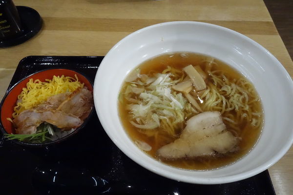 「【限定】醤油ラーメン・ミニ丼セット」@道の駅 三滝堂の写真