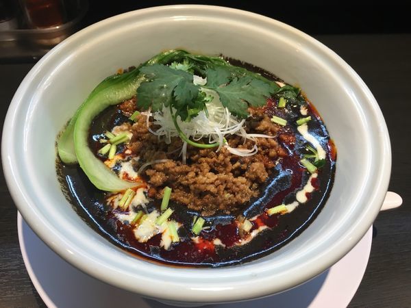 「限定 黒ゴマ担々麺」@らーめん 三極志の写真