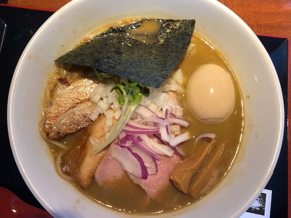 「特製ニボトンらーめん 1030円」@中華そば 蓮の華の写真