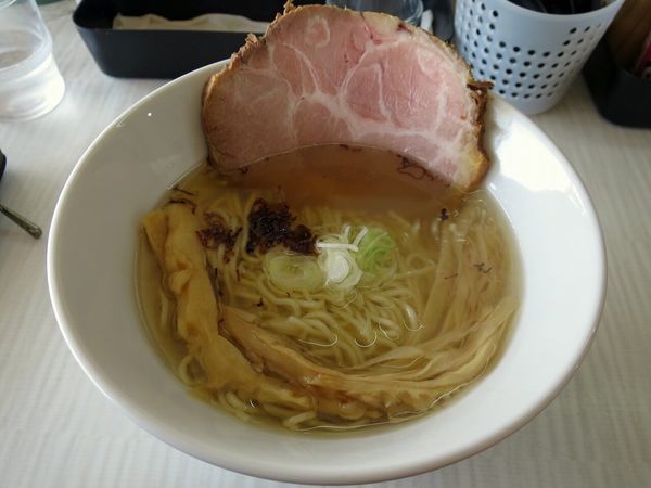 「しおらーめん ６８０円」@拉麺 しのざきの写真