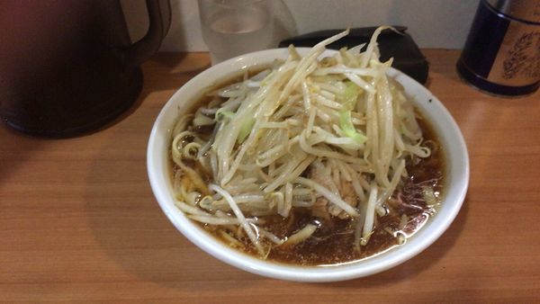 「小ラーメン（ニンニク無し・野菜少な目）750円」@豚星。の写真