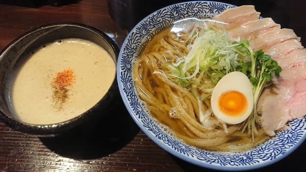 「火曜日限定釜揚げつけ麺大盛 1200円」@かしやの写真