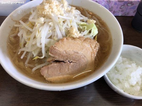 「ら～めん醤油+たまねぎ 「ニンニク」(880円)」@らーめんコジマル 東金店の写真