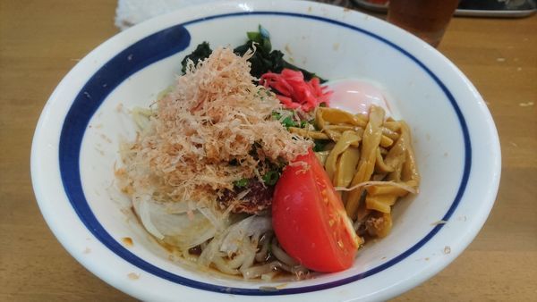 「馬刺し和風冷中」@MENYA 食い味の道有楽の写真