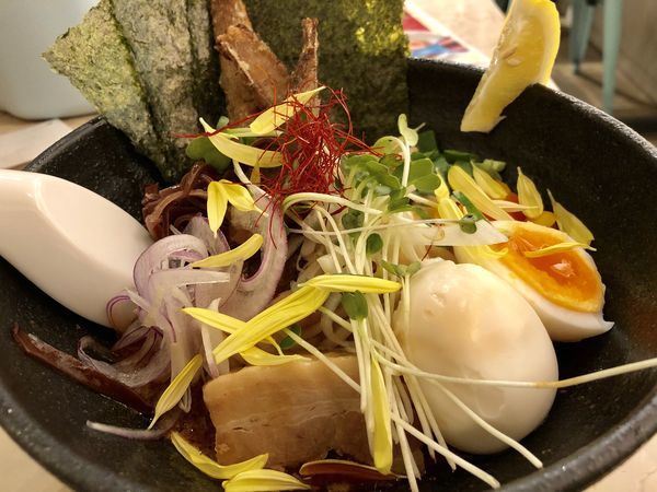 「スパイスまぜそば＋スペシャル」@スパイスラーメン 点と線.の写真