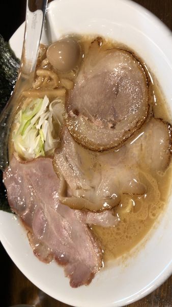 「豚骨醤油らぁ麺200g 600円」@Soupmenの写真