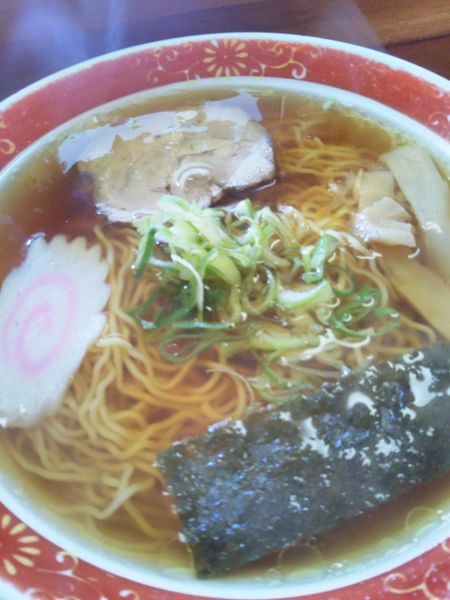 「屋台の中華そば550円＋欲張りセット250円」@橋龍の写真