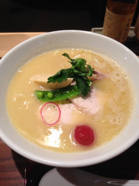 「鶏白湯SOBA 1000円」@銀座 篝 本店の写真