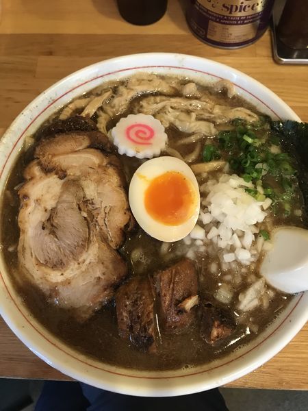 「中華そば中（¥810)」@らー麺Chopの写真