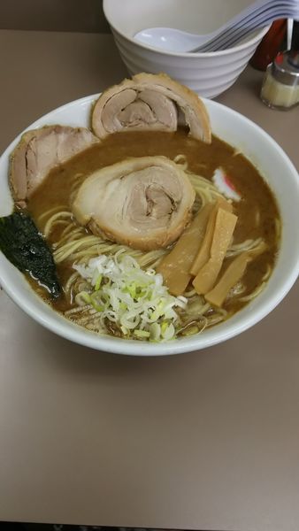 「中華そば（トッピング：小チャーシュー）」@庵悟の写真