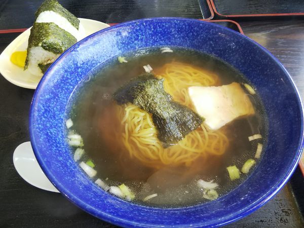 「ラーメンおにぎりセット」@慶楽の写真