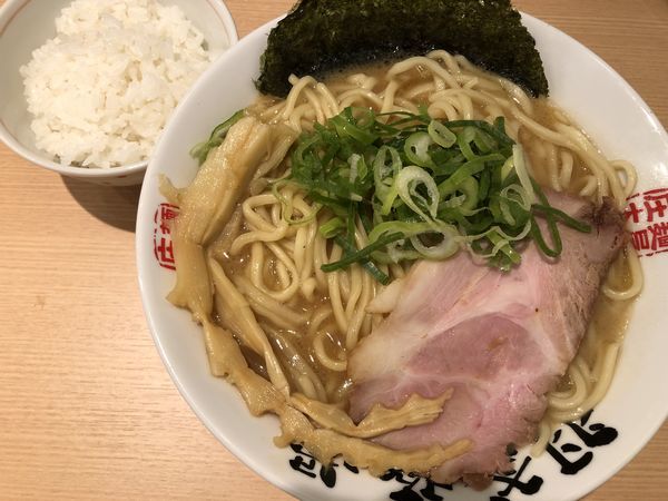 「らぁ麺（大）、固め」@麺屋 庄太 赤坂店の写真