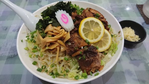 「汁なし冷やし塩880円+他」@ラーメン 富次郎の写真