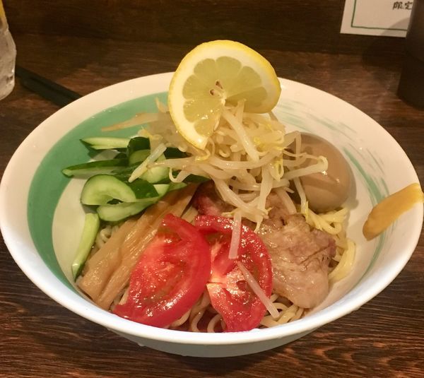 「冷やし中華+味玉」@自家製麺 麺屋 利八の写真