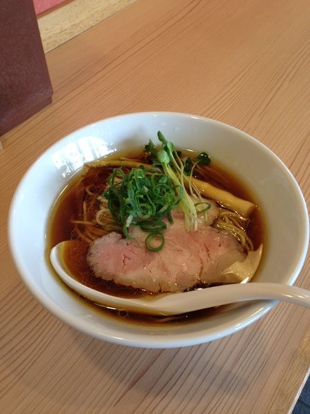 「醤油ラーメン」@地鶏らーめん とりじの写真