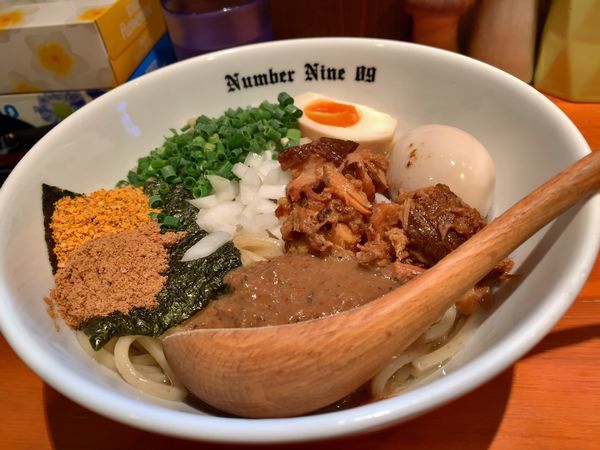 「油そば＋味玉」@麺Dining Number Nine 09の写真