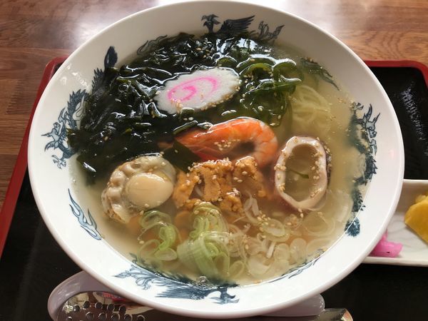 「ウニ入り磯ラーメン  900円」@お食事処 岬の写真