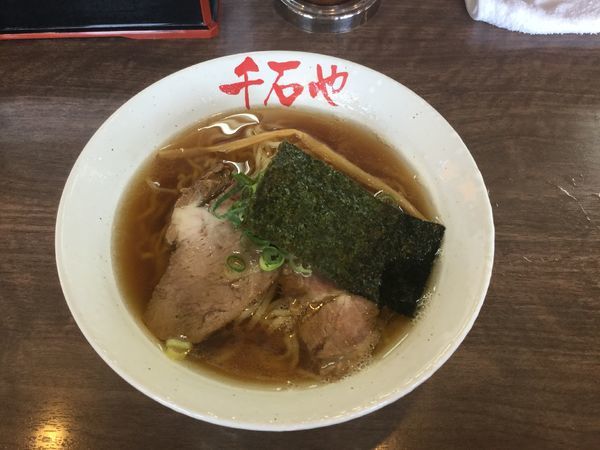 「醤油ラーメン・中太縮れ麺(¥700)」@自家製麺 千石やの写真