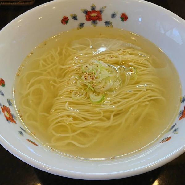 「塩らーめん」@ラーメン寺子屋 麺倶楽部の写真