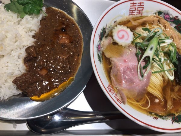 「中華そば　ランチカレーセット」@ねいろ屋 神保町店の写真